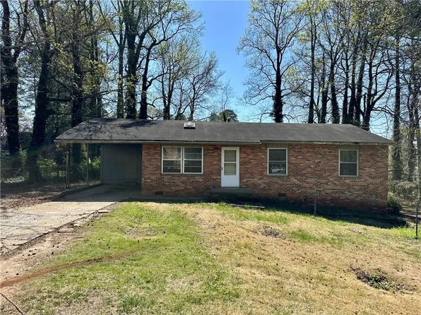456 Windy Hill Rd SE, Marietta, GA 30060