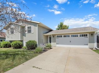 311 Johnson St, Holmen, WI 54636