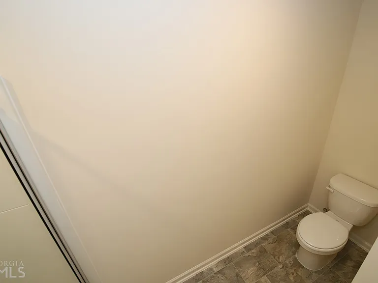 85 Chastain Cir — Photo 26
