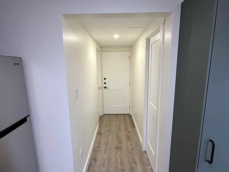 923 Purcell Cres #HOUSE — Photo 18