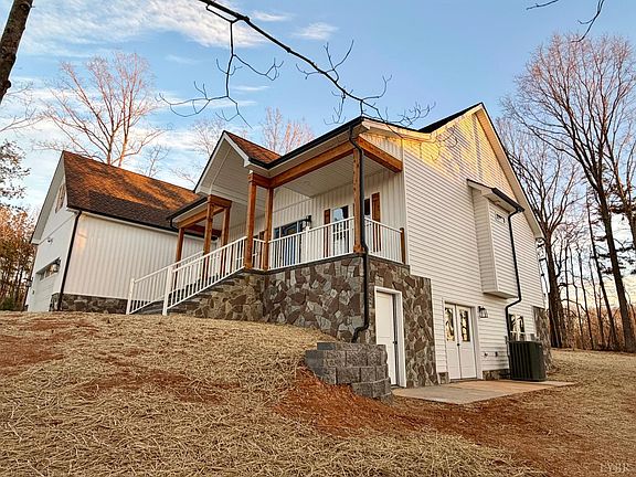 2nd image of 187 Cambridge Ct