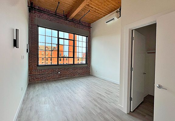 4th image of 120 Water St APT 3506