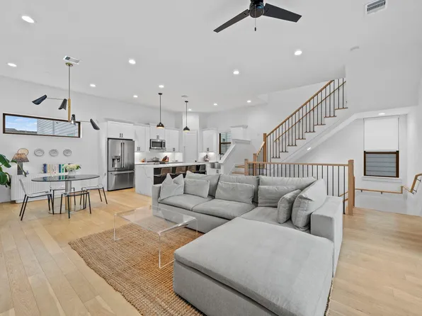 2504 Langston St, Houston, TX 77007
