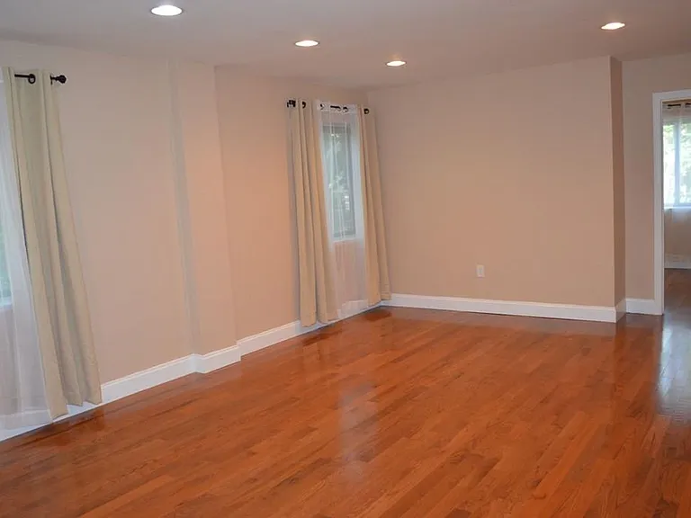 276 Chestnut Hill Ave #12A — Photo 2