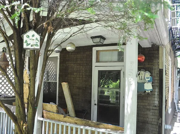 758 Straight St, Cincinnati, OH 45214