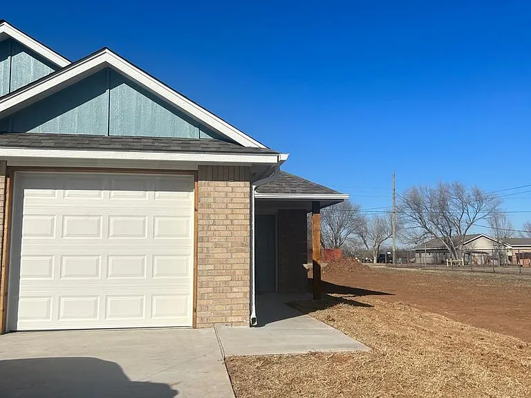 1211 SW Oklahoma Ave — Photo 20