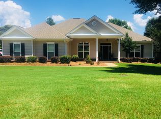 14 Forest Hill Rd, Wetumpka, AL 36093