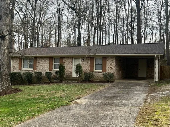 3766 Renee Cir, Gainesville, GA 30507
