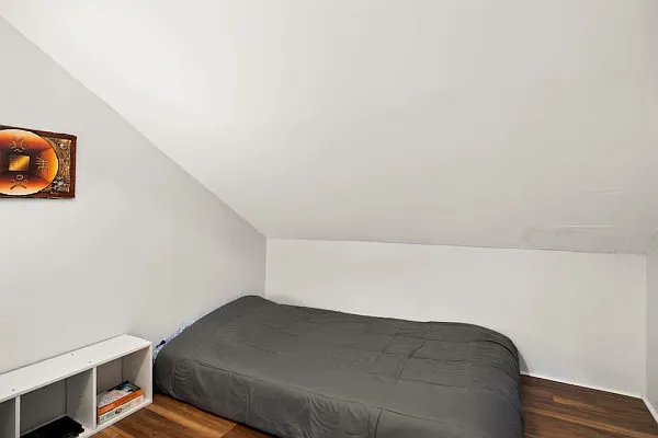 2 bed, 2018 sqft, $1,599 — Photo 2
