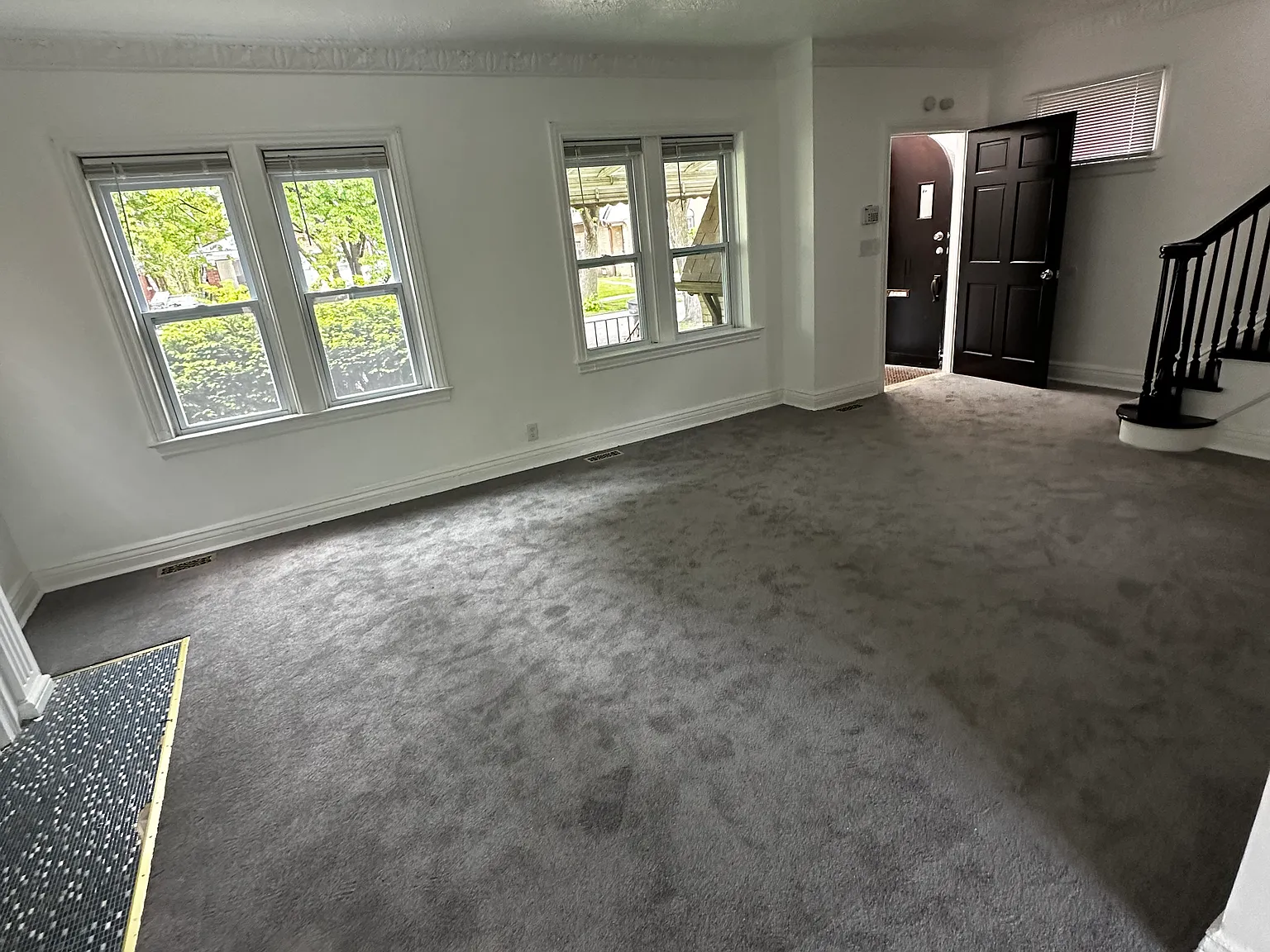 3 bed, 1.5 bath, 1754 sqft, $1,500 — Photo 2