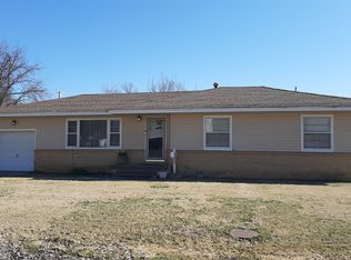 130 N Quincy St, Commerce, OK 74339