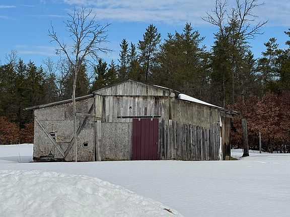 4th image of 890 W Eleven Mile Rd