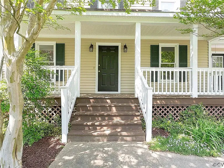 8908 Castle Point Dr — Photo 1