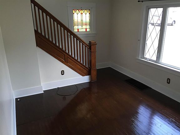 Large Bright Living Room