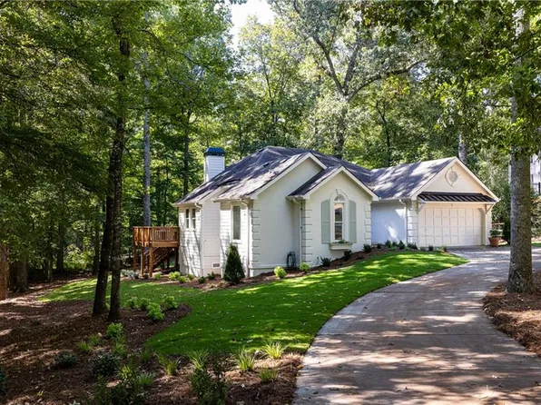 230 Oakmere Dr, Alpharetta, GA 30009