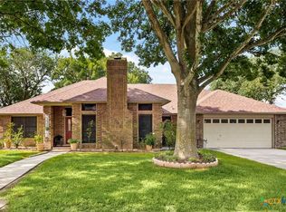 1207 Old Homestead, Seguin, TX 78155