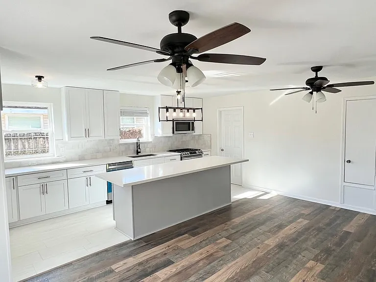 673 Cameron Ct — Photo 6
