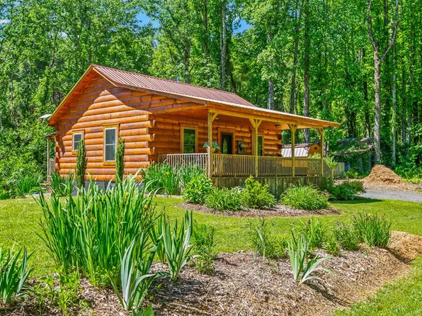 271 Eby Ln, Fancy Gap, VA 24328