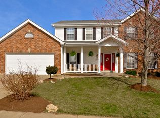 32 Lace Bark Ct, O'Fallon, MO 63368