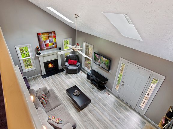 5th image of 247 Bonwood Dr