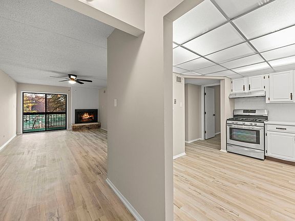 2nd image of 14509 Sussex Ct APT M4