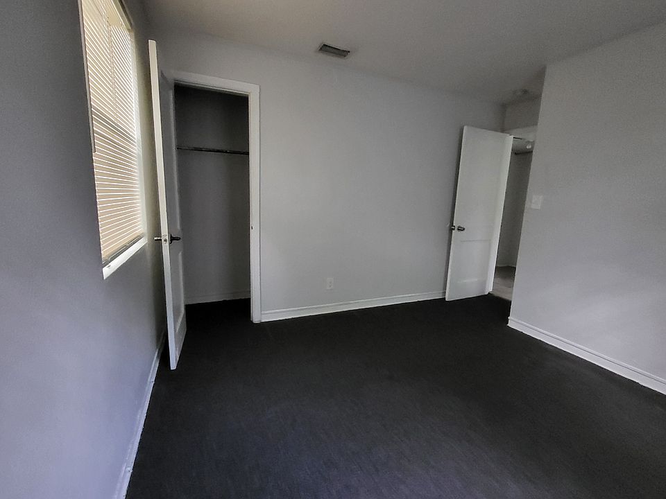 1st image of 2530 16th Ave S