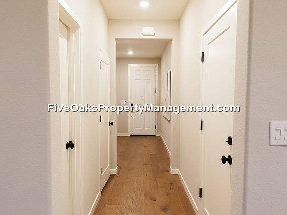 4th image of 3492 Gallatin Dr