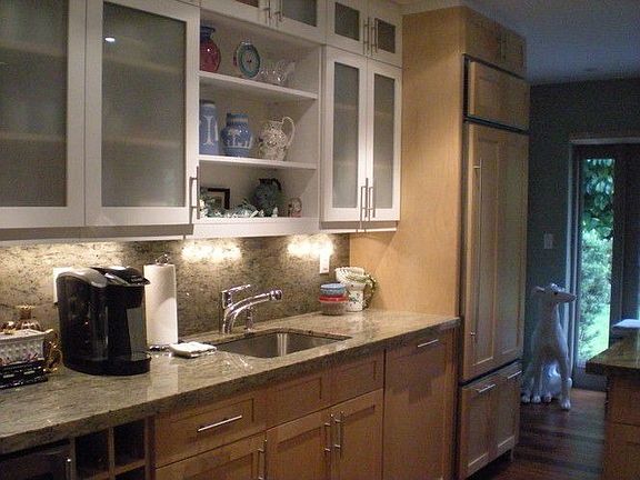 4th image of 412 Gerona Ave