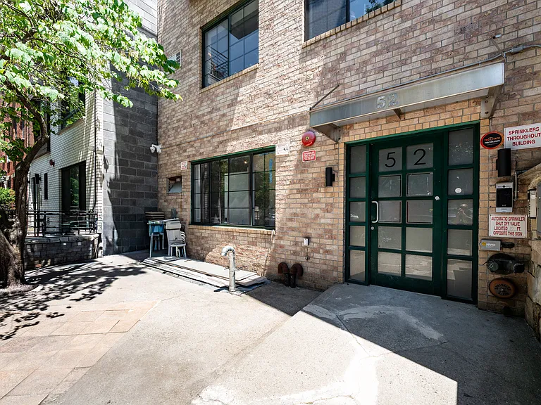 52 Monitor St #1F — Photo 17