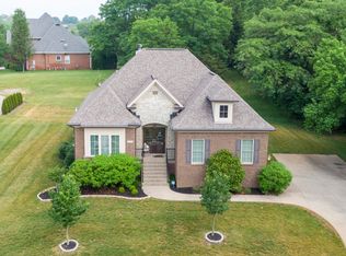 5805 Valley Park Dr, Louisville, KY 40299