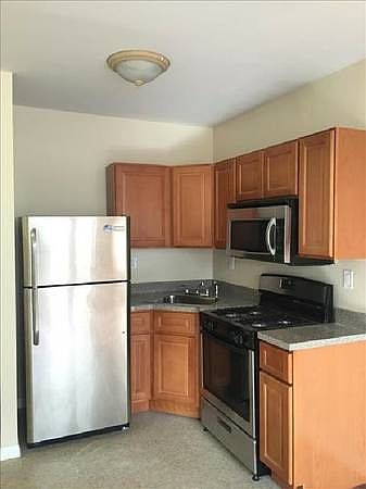 1st image of 515 Park Pl #2