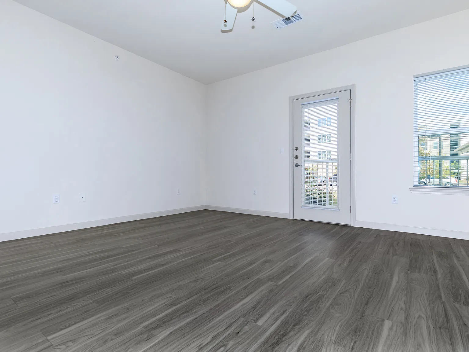 Reserve at Springdale — Photo 4