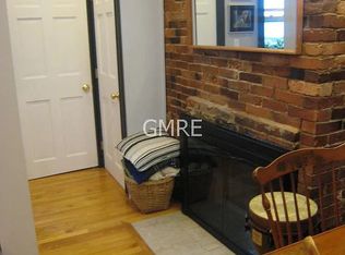 1 Hull Street Ct APT 3, Boston, MA 02113