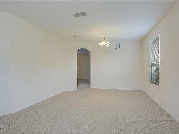4th image of 3806 Hidden View Dr