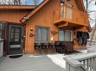 1037 Porter Dr, Bushkill, PA 18324