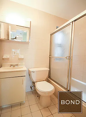 Rented by Bond New York | media 27