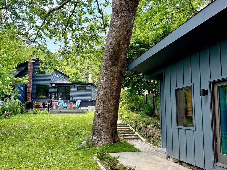 Recreation space by the lake