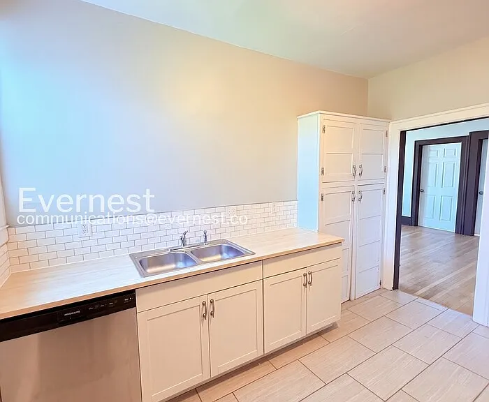 9429 Brush St #2B — Photo 4