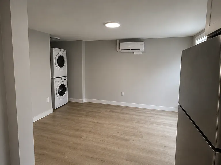 8 Cheever Ct #2 — Photo 9