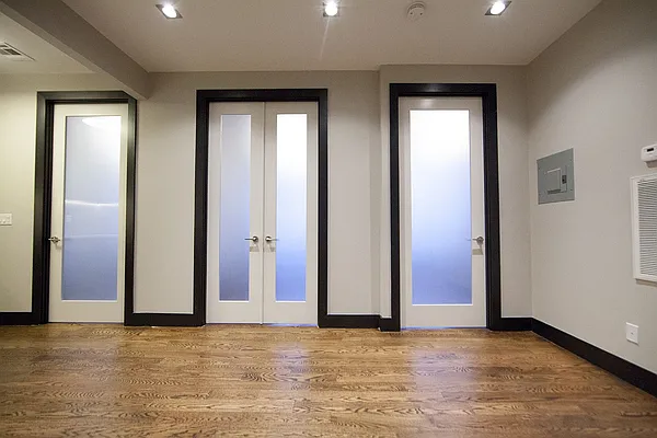 Rented by Brooklyn Group | media 16