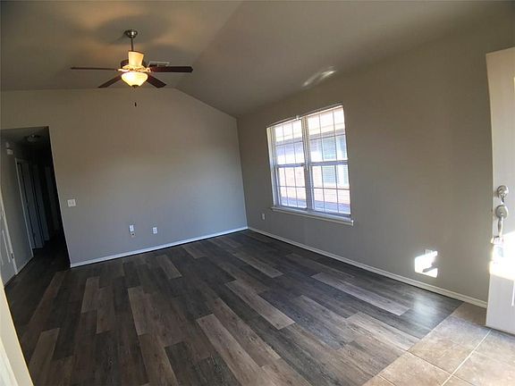 3rd image of 2361 NW 198th St
