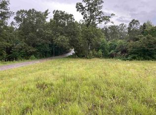 720 Presley Rd, Lexington, TN 38351