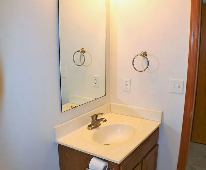 510 Pond View Dr #203 — Photo 6