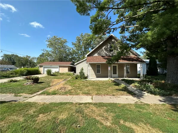 111 W Fleming St, Catlin, IL 61817