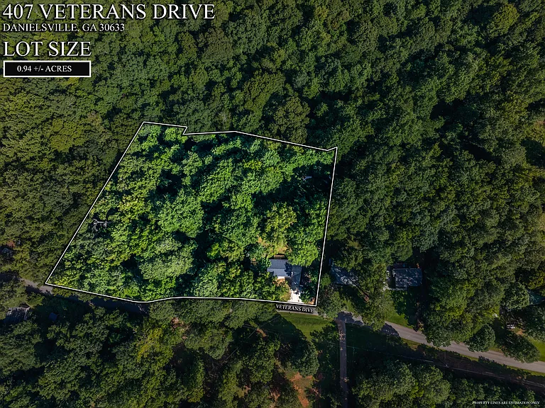 407 Veterans Dr — Photo 30