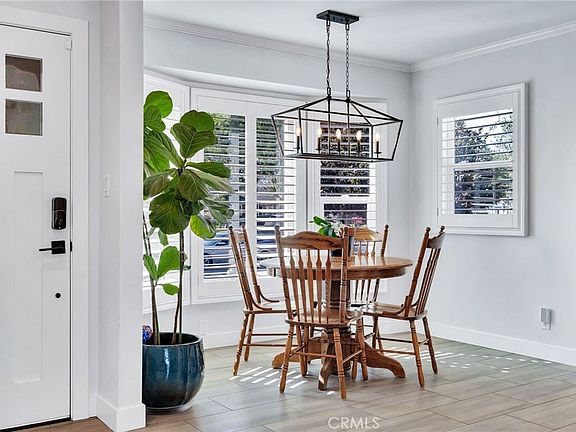 4th image of 3638 N Studebaker Rd