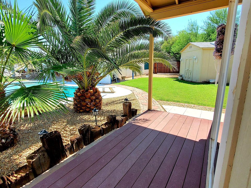 1st image of 3920 E Andorra Dr