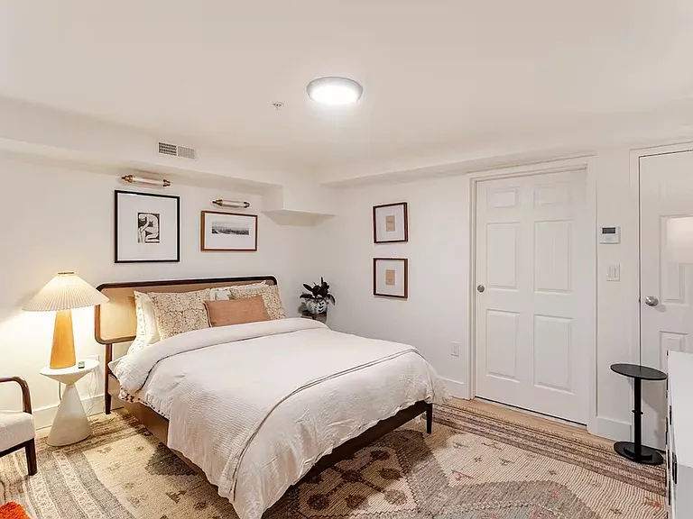 25 E Main St #1 — Photo 5