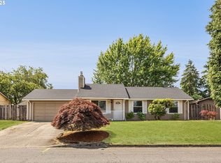 881 S Linden St, Cornelius, OR 97113