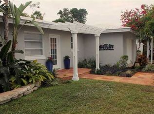 280 NW 8th St, Boca Raton, FL 33432